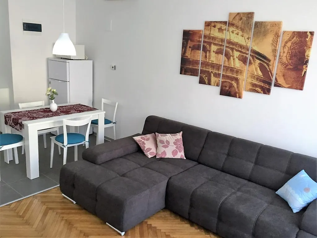 Arenacentar Apartments Pola Croazia